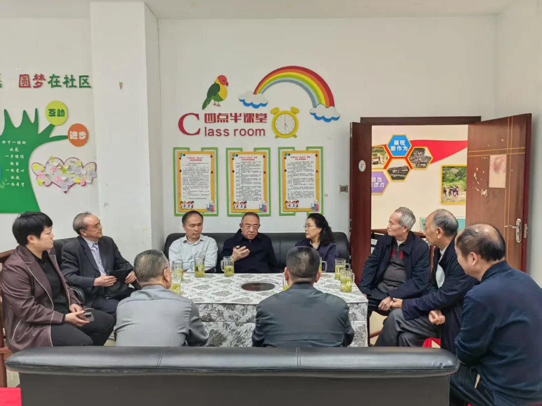 贵州省关工委赴铜仁调研易地扶贫搬迁安置点关工委工作
