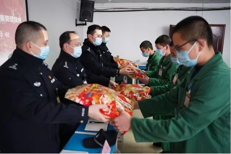 重庆市关工委开展新春慰问送温暖活动
