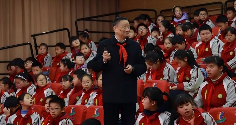 新华网：白首不言倦 丹心育未来——浙江关心下一代“最美五老”的护苗答卷