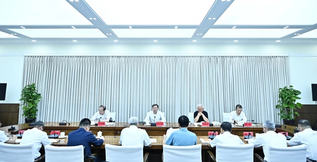 黑龙江省关工委召开“两站两室”建设联席会议