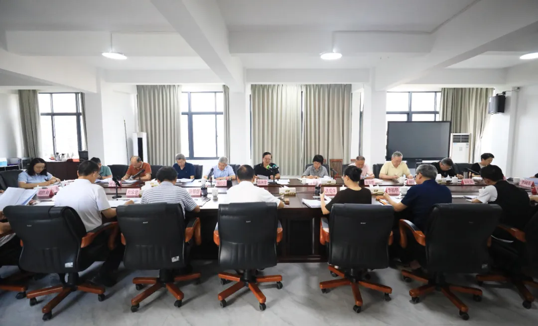福建省厦门市关工委传达学习纪念中国关心下一代工作委员会成立35周年暨全国关心下一代工作表彰大会精神