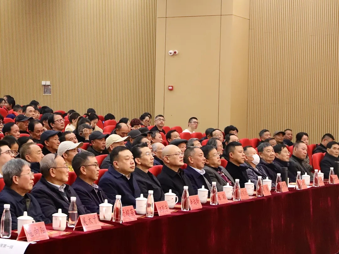 江西省景德镇市关工委举办“老少同声颂党恩 携手奋进新征程”文艺汇演