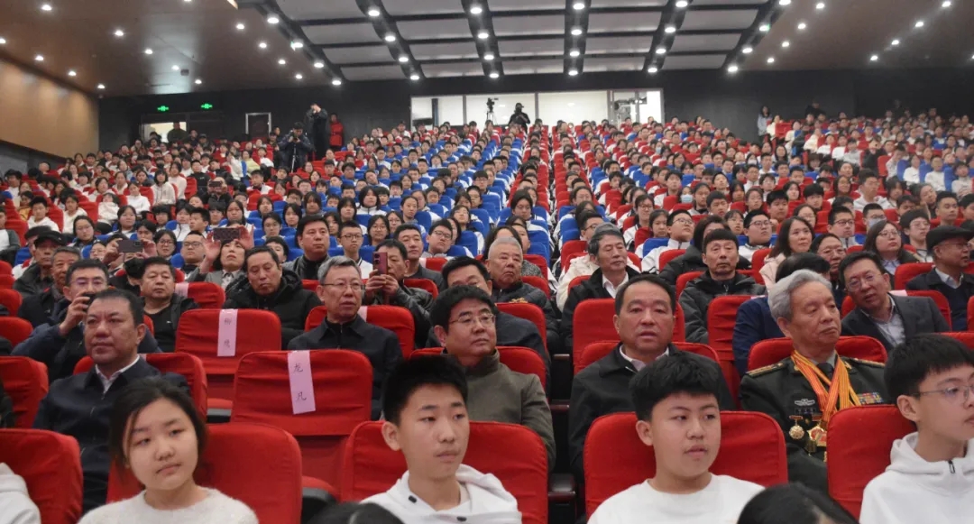 辽宁省沈阳市关工委举办“我是雷锋 关爱行动”春季开学学雷锋第一课暨主题活动启动仪式