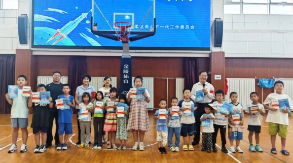 北京市怀柔区关工委组织开展“大手拉小手 一起try科学”科普活动