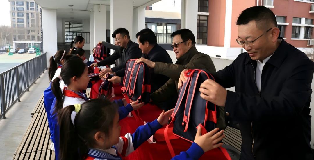 书香润童心 漂流传温情——2026年北京市大兴区关工委“漂流书包”项目启动