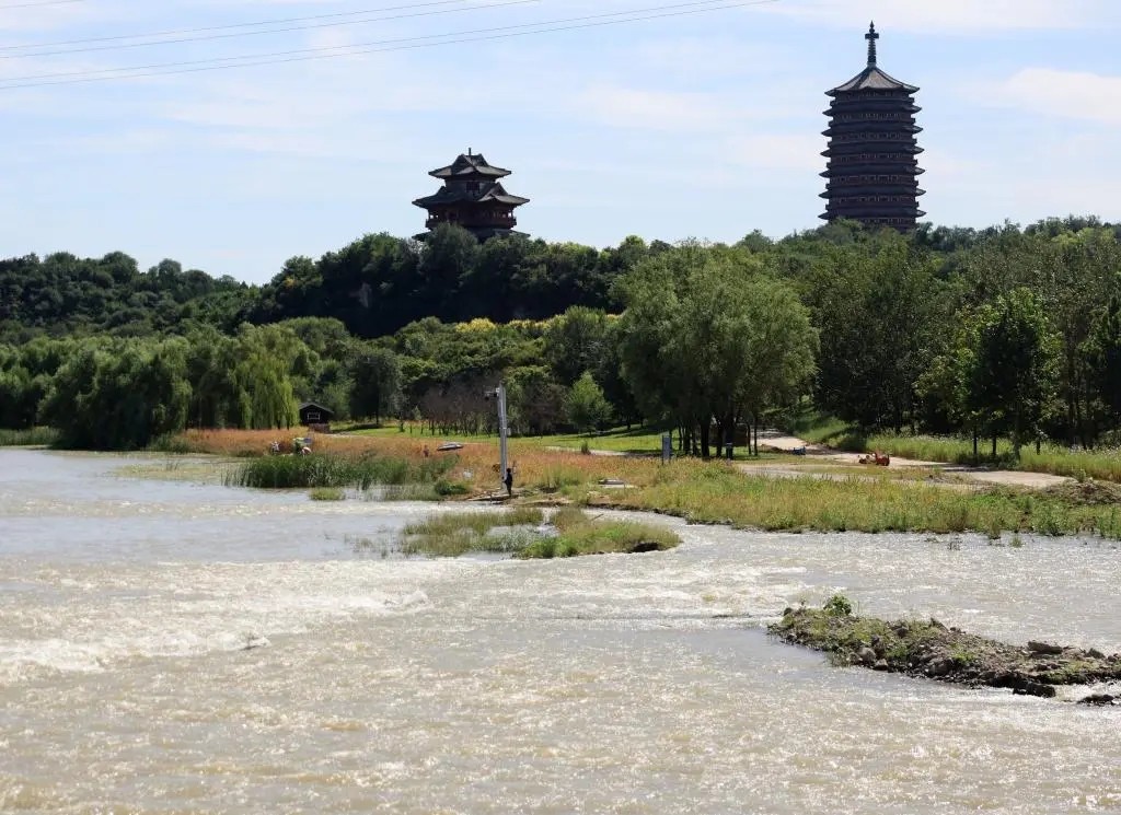 1760059482697873.jpg 20251010_092254_001.jpg