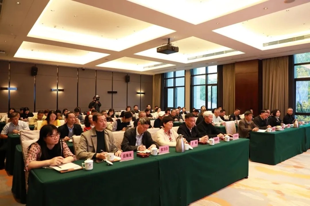 1763431462539069.jpg 20251118_100148_034.jpg