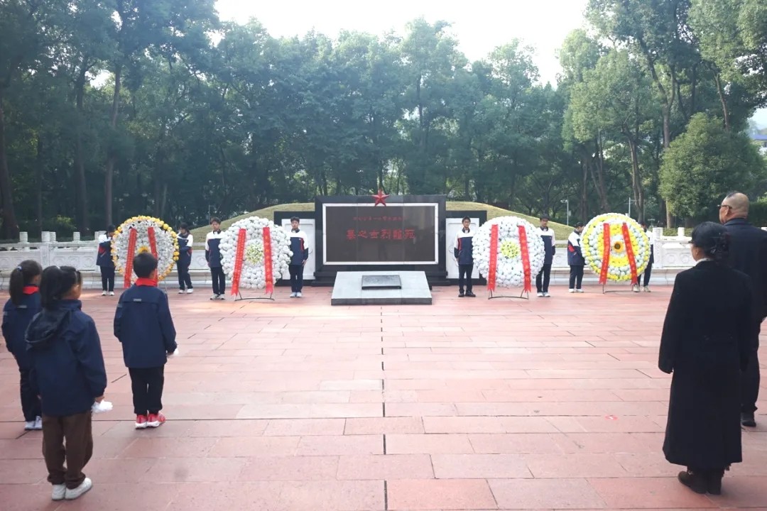 1764293013237952.jpg 20251128_092212_001.jpg