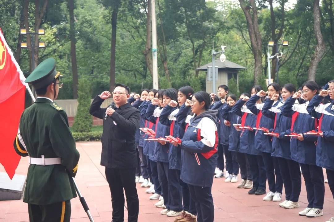 1764293103246194.jpg 20251128_092212_008.jpg