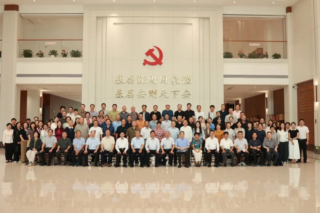 1790063642743593.jpg 18.jpg